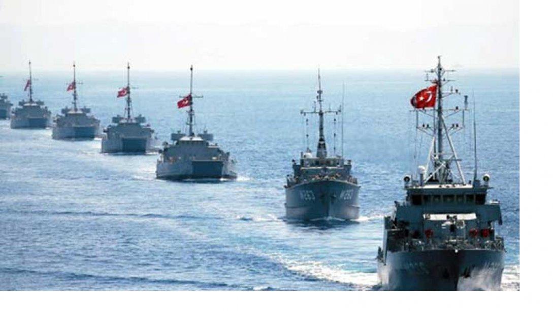 Türk Donanması Türk Milleti İle Buluşuyor
