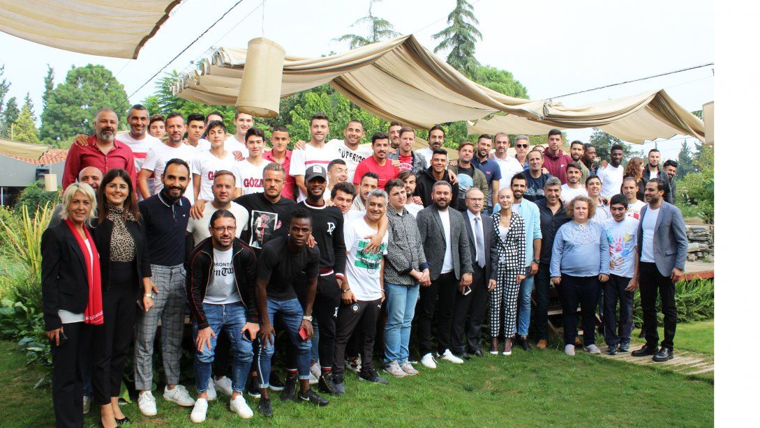Altay Spor Kulübü Yönetici ve Futbolcularıyla Özel Öğrencilerimizin Buluşması