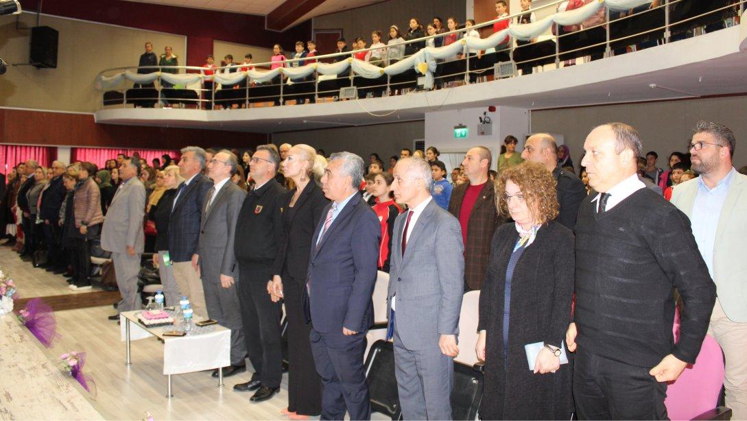 İlçe Milli Eğitim Müdürümüz Sayın Öznur ÇETİN, Yeşilay Haftası Kutlama Programına Katıldı. 