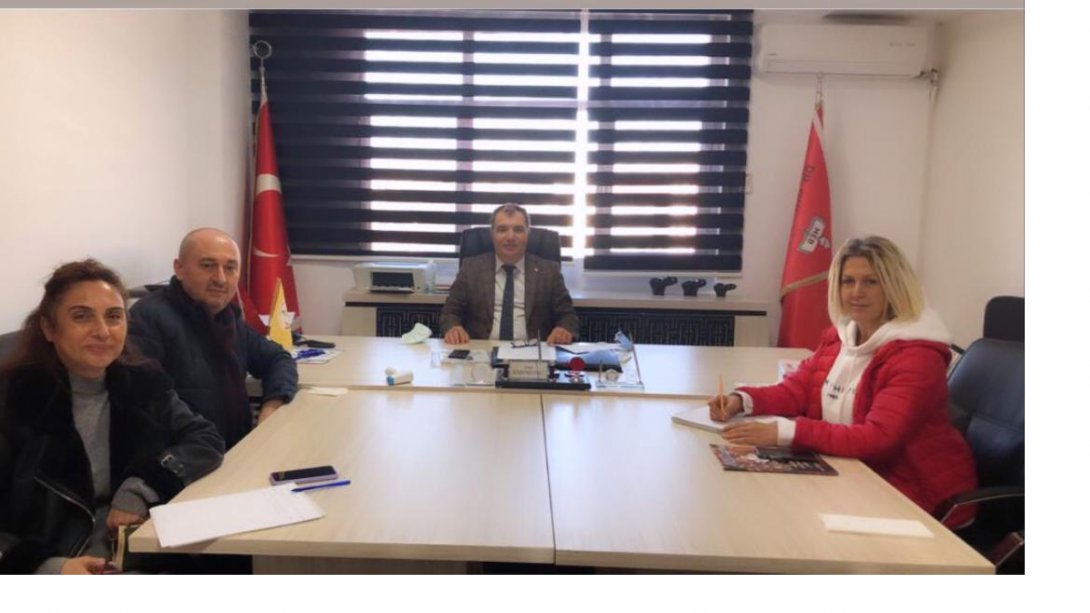 İlçe Milli Eğitim Müdürü Murat ÇEVİK başkanlığında, Şube Müdürü Reşat PALAZ ve okul müdürlerinin katılımıyla 2022-2023 Ortaöğretim Kurumları Kontenjan Belirleme Toplantısı yapıldı.