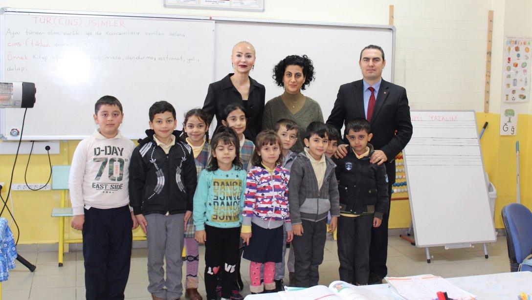 İlçe Milli Eğitim Müdürümüz Sayın Öznur ÇETİN Mustafa Saadet Alanyalıoğlu İlkokulu'nu Ziyaret Etti.