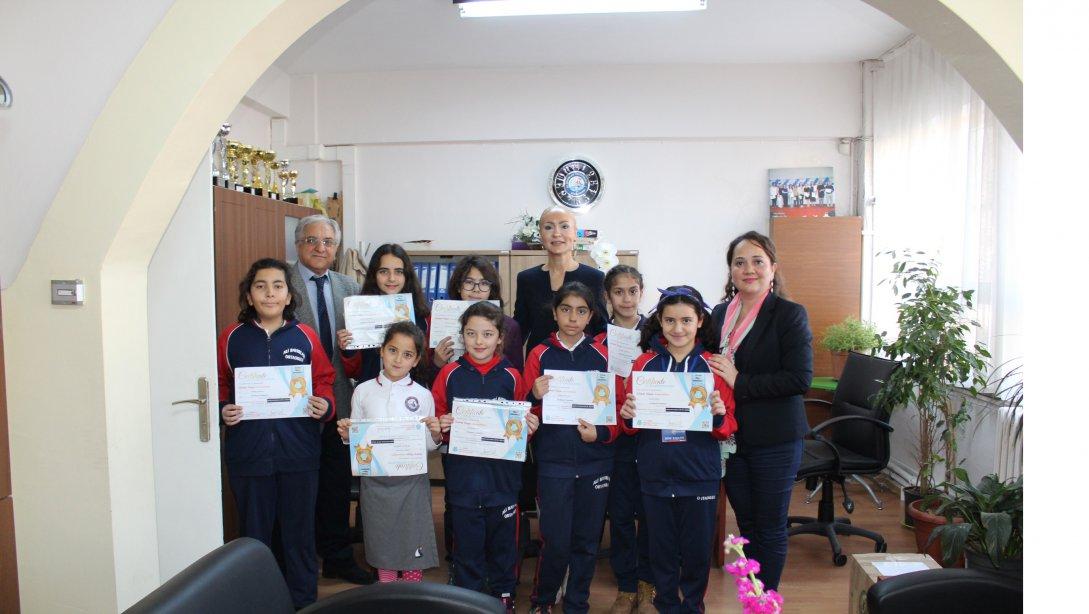 Ali Bayırlar Ortaokulu Öğrencileri Global Hippo Dil Sınavını Başarıyla Geçtiler.