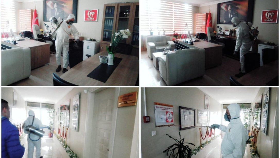 İzmir Büyükşehir Belediyesi Ekiplerince, Güzelbahçe İlçe Milli Eğitim Müdürlüğü Binasında Dezenfekte İşlemi Yapıldı.